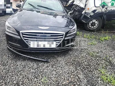 Photo 1 of 60: 2015 Genesis Dh — Korean insurance auction
