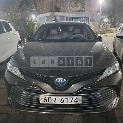 Photo 1 of 6: 2018 Toyota Camry (10th Generation) 2.5 Hybrid — Korean insurance auction