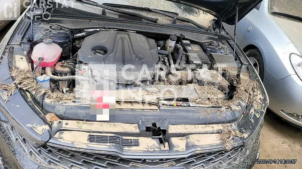 Photo 2 of 11: 2021 Kia K5, VIN KNAG241ABMA136417 — Korean insurance auction