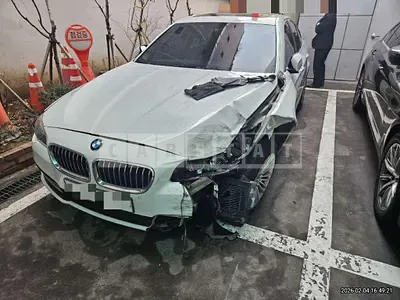 Photo 1 of 5: 2015 BMW 520d — Korean insurance auction