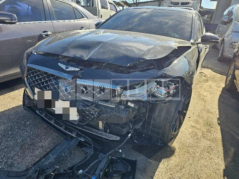 Photo 2 of 30: 2018 Genesis G70 3.3T — Korean insurance auction