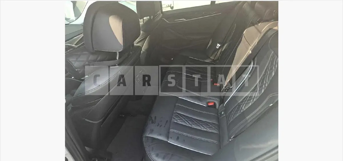 Photo 2 of 50: 2020 BMW 530e iPerformance Luxury — Korean insurance auction