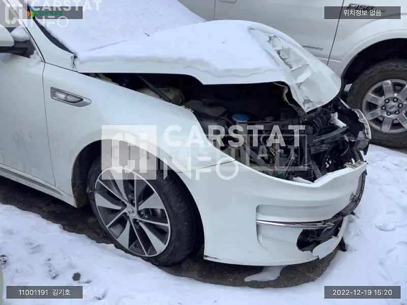 Photo 2 of 7: 2016 Kia K5, VIN KNAGT411BGA059661 — Korean insurance auction
