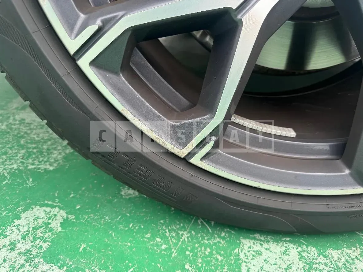 Photo 2 of 4: 2023 BMW (parts) X5 xDrive 45e Wheels, VIN WBATA6101P9P44981 — Korean insurance auction