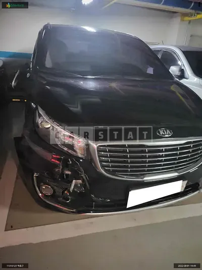Photo 1 of 15: 2017 Kia Carnival, VIN KNAMB81ABJS380671 — Korean insurance auction