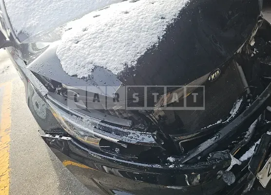 Photo 2 of 8: 2015 Kia K5 — Korean insurance auction