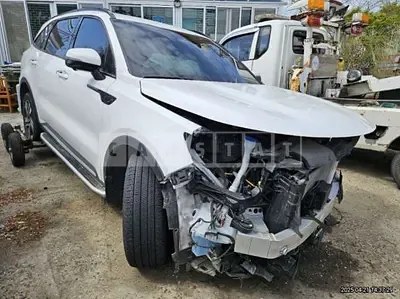 Photo 1 of 15: 2022 Kia Sorento — Korean insurance auction