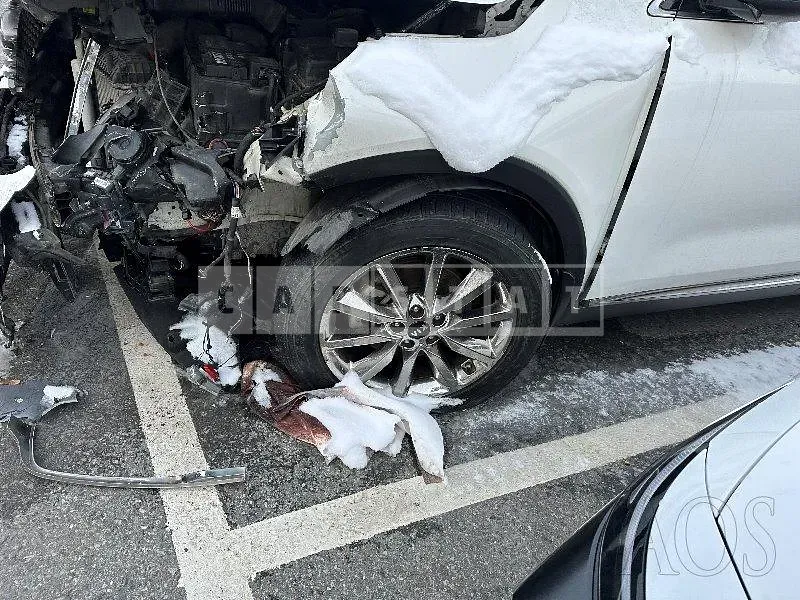 Photo 2 of 6: 2016 Kia Sorento, VIN KNAPH81ABGA226562 — Korean insurance auction