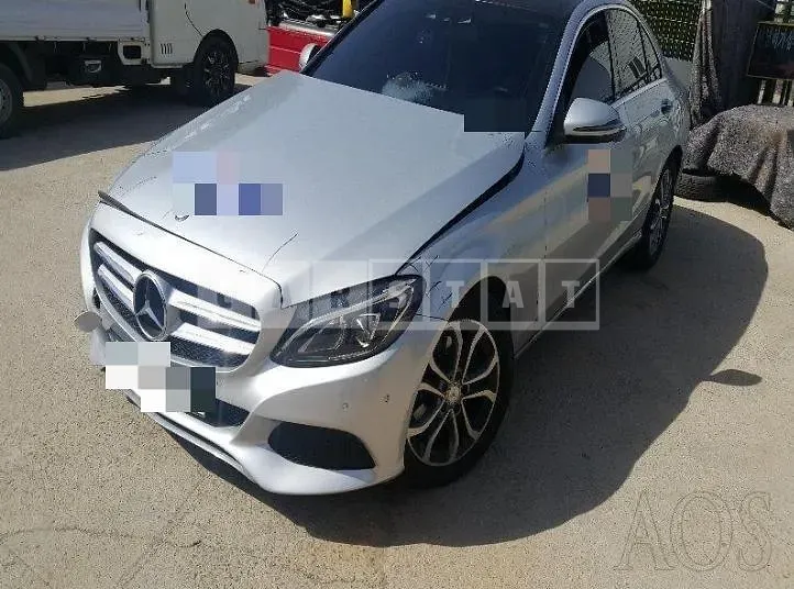 Photo 2 of 7: 2015 Mercedes-Benz C220 d — Korean insurance auction