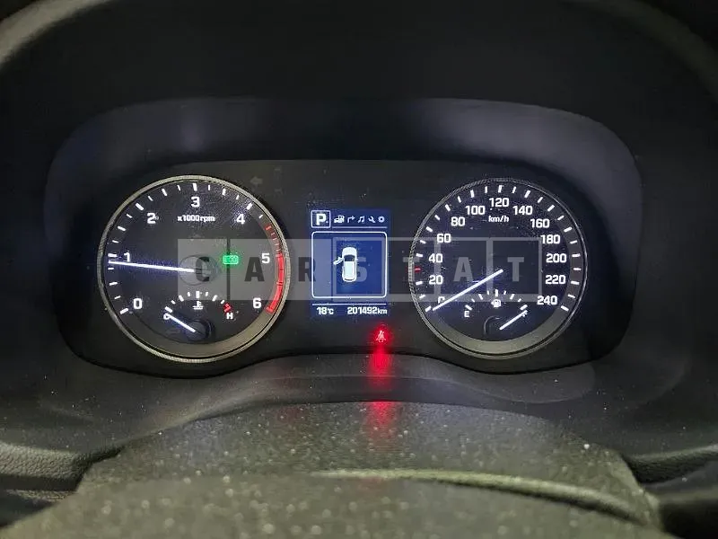 Photo 2 of 16: 2016 Hyundai Tucson TL — Korean insurance auction
