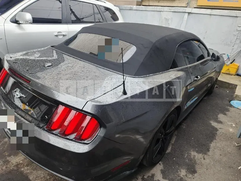 Photo 2 of 10: 2017 Ford Mustang 2.3 Convertible — Korean insurance auction