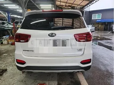 Photo 1 of 44: 2019 Kia Sorento — Korean insurance auction