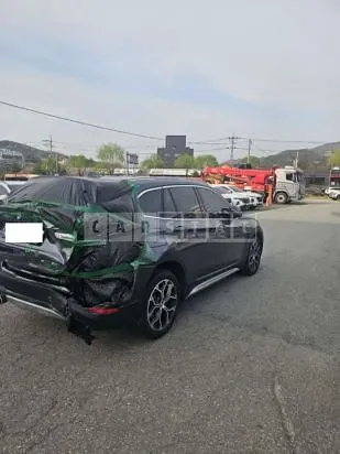 Photo 2 of 10: 2022 BMW X1 xDrive 20i — Korean insurance auction