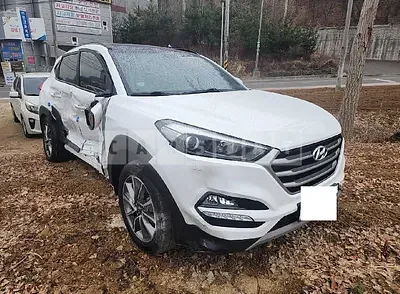 Photo 1 of 7: 2017 Hyundai Tucson, VIN KMHJ381ABJU515386 — Korean insurance auction