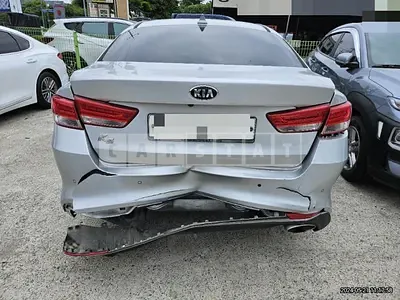 Photo 1 of 9: 2015 Kia K5 — Korean insurance auction