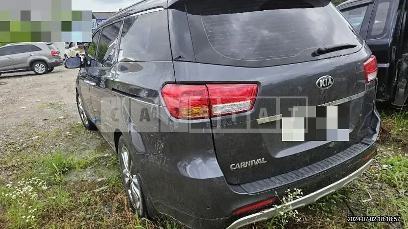Photo 2 of 14: 2016 Kia Carnivals — Korean insurance auction
