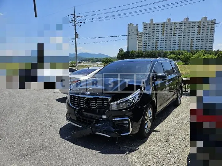 Photo 2 of 22: 2018 Kia Carnivals — Korean insurance auction