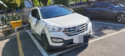 Photo 1 of 6: 2014 Hyundai Santa Fe 2.2 (4WD) — Korean insurance auction