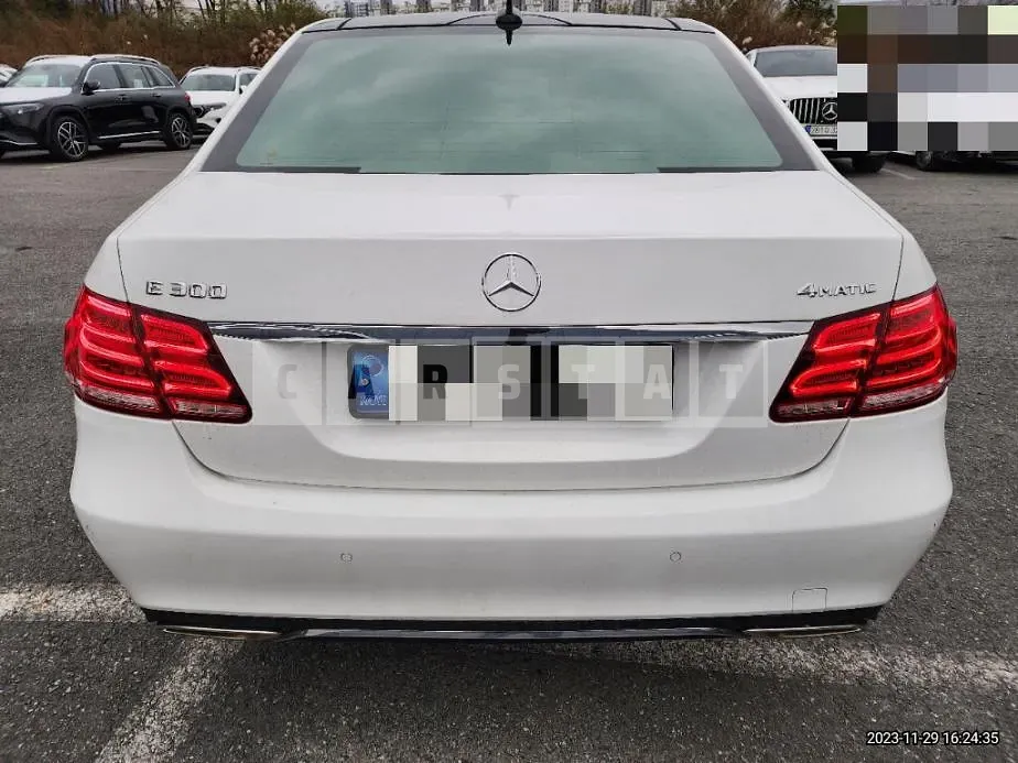 Photo 2 of 20: 2015 Mercedes-Benz E300 4Matic, VIN WDDHF8BB6FB141298 — Korean insurance auction