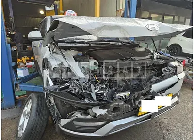 Photo 1 of 10: 2022 Hyundai Modern Ionic 5 — Korean insurance auction