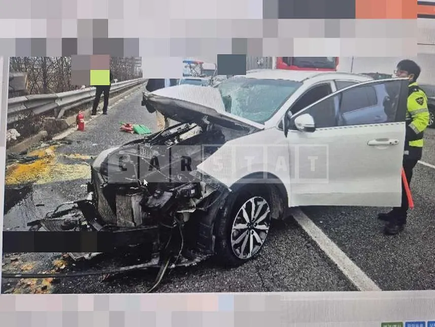 Photo 2 of 8: 2016 Kia Sportage — Korean insurance auction