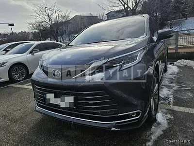 Photo 1 of 23: 2025 Toyota Siena Hybrid 2WD — Korean insurance auction