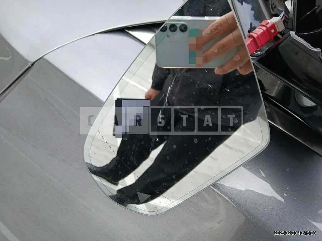 Photo 2 of 47: 2020 Mercedes-Benz E300 e 4Matic — Korean insurance auction