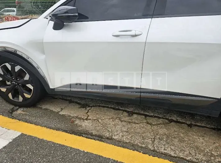 Photo 2 of 45: 2021 Kia Sportage — Korean insurance auction