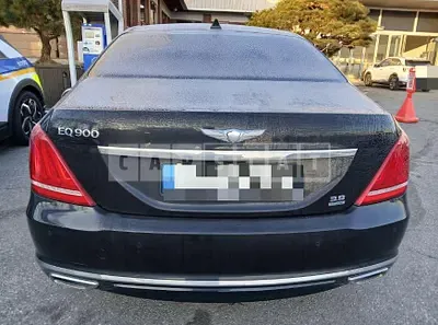 Photo 1 of 5: 2018 Genesis EQ900 — Korean insurance auction