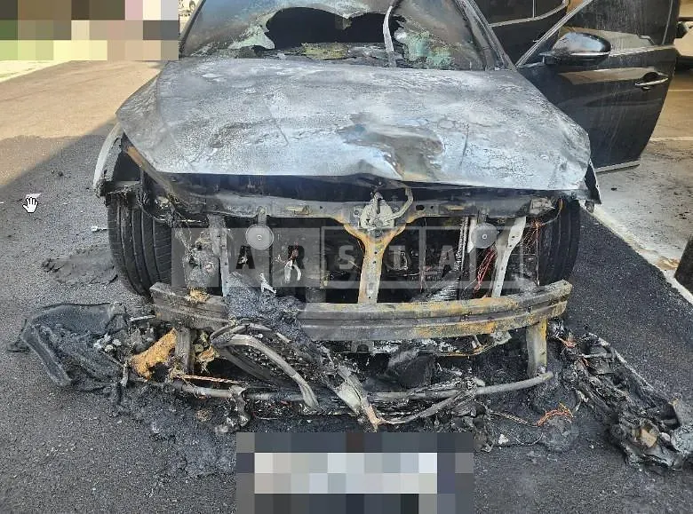 Photo 2 of 15: 2015 Kia K7 — Korean insurance auction