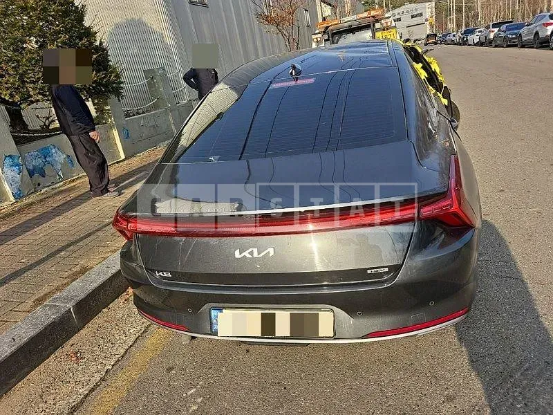 Photo 2 of 42: 2021 Kia K8 Hybrid — Korean insurance auction