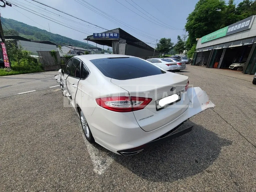 Photo 2 of 30: 2015 Ford Mondeo 2.0, VIN WF0DXXWPCFFE81876 — Korean insurance auction