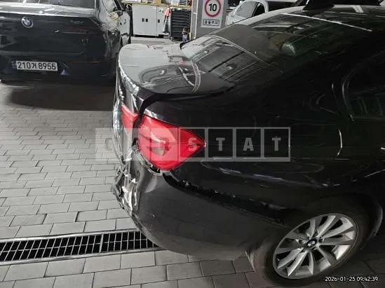 Photo 2 of 16: 2016 BMW 320d, VIN WBA8C5103GK640219 — Korean insurance auction
