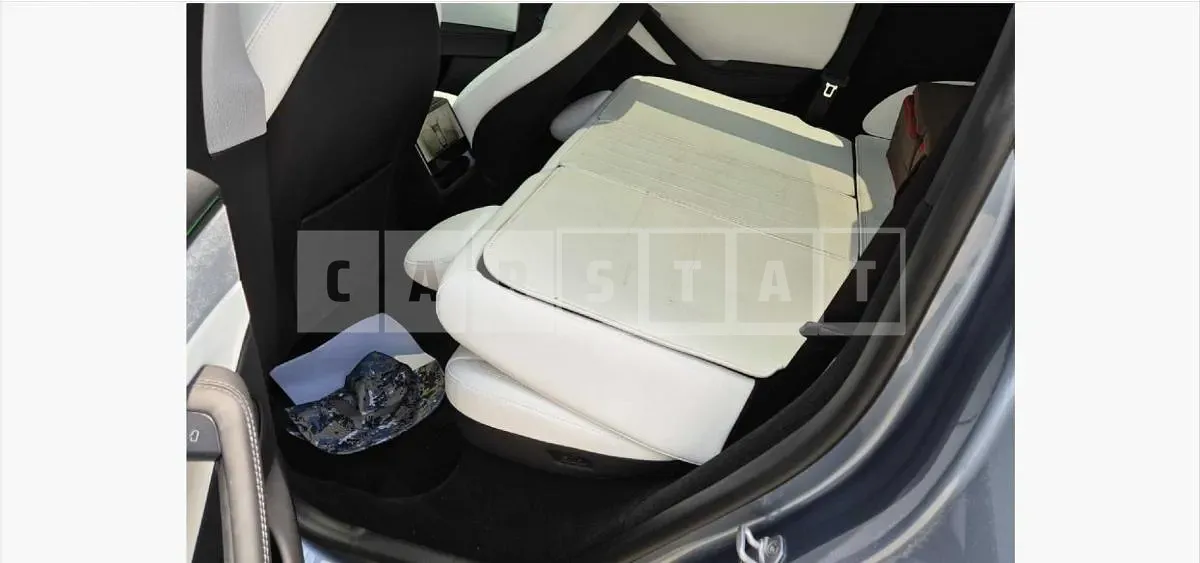 Photo 2 of 37: 2025 Tesla Model Y RWD — Korean insurance auction