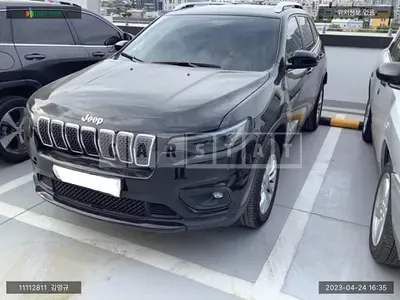 Photo 1 of 10: 2019 Jeep Cherokee 2.4, VIN 1C4PJMCB1KD382535 — Korean insurance auction