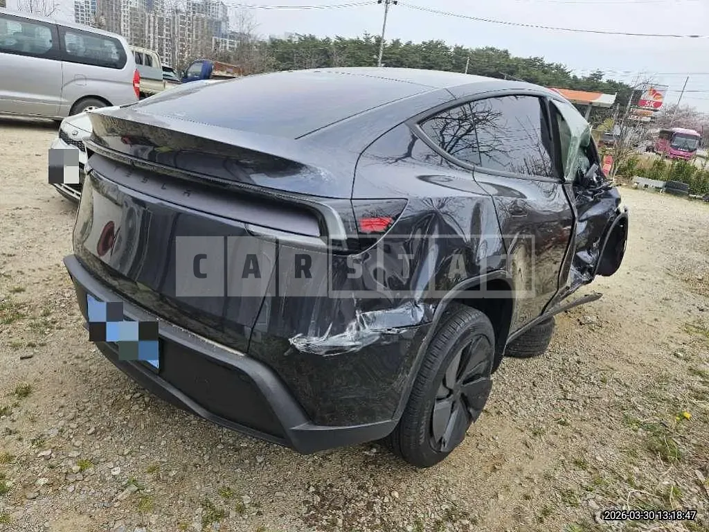 Photo 2 of 11: 2025 Tesla Model Y RWD — Korean insurance auction