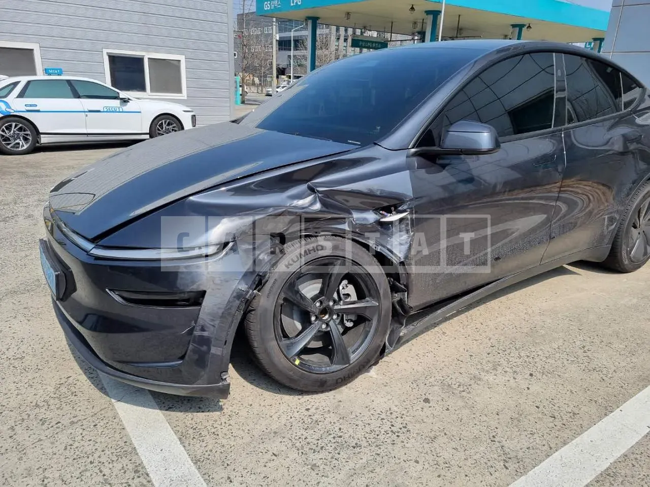 Photo 2 of 48: 2026 Tesla Model Y RWD, VIN LRWYGCFJ0TC538987 — Korean insurance auction