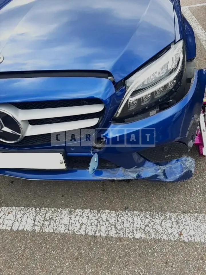 Photo 2 of 9: 2019 Mercedes-Benz C 200, VIN WDDWF8AB8KR491803 — Korean insurance auction