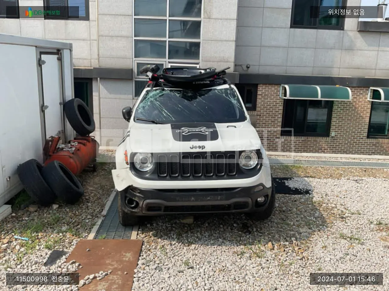 Photo 2 of 14: 2018 Jeep Zip Renegade, VIN 1C4BU0000JPH00242 — Korean insurance auction