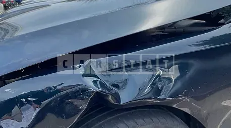 Photo 2 of 9: 2018 Mercedes-Benz E 300 4Matic, VIN WDDZF4KB3JA365611 — Korean insurance auction