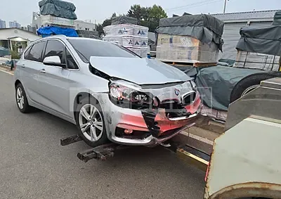 Photo 1 of 3: 2018 BMW Active Tourer — Korean insurance auction
