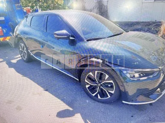 Photo 2 of 9: 2023 Kia EV6 — Korean insurance auction
