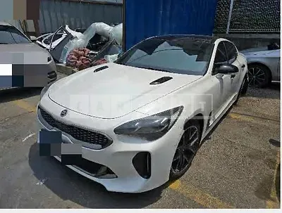 Photo 1 of 20: 2017 Kia Stinger — Korean insurance auction