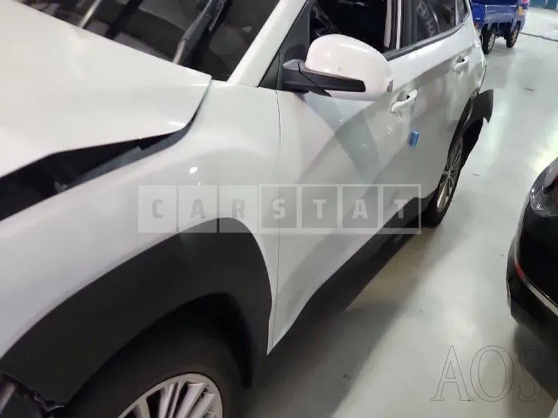 Photo 2 of 42: 2019 Hyundai Kona, VIN KMHK4815GKU422927 — Korean insurance auction
