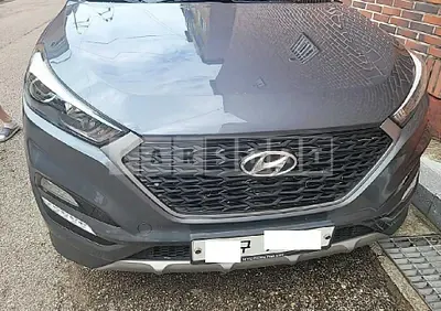 Photo 1 of 19: 2018 Hyundai Tucson, VIN KMHJ2815GJU562696 — Korean insurance auction