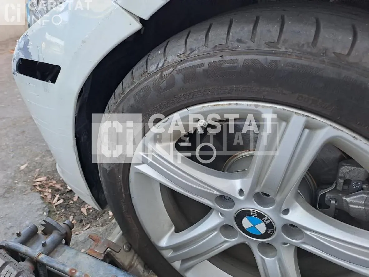 Photo 2 of 9: 2015 BMW 320d, VIN WBA3D3103FK278015 — Korean insurance auction
