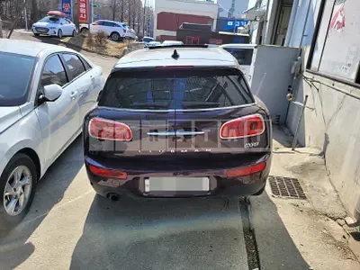 Photo 1 of 11: 2018 MINI Cooper Club Man, VIN WMWLN5107J2H03644 — Korean insurance auction
