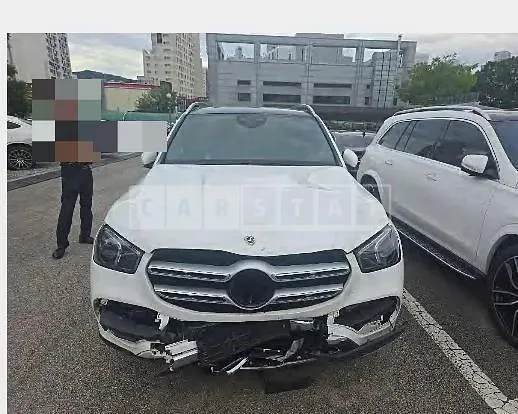 Photo 2 of 7: 2021 Mercedes-Benz GLE350 e 4Matic — Korean insurance auction
