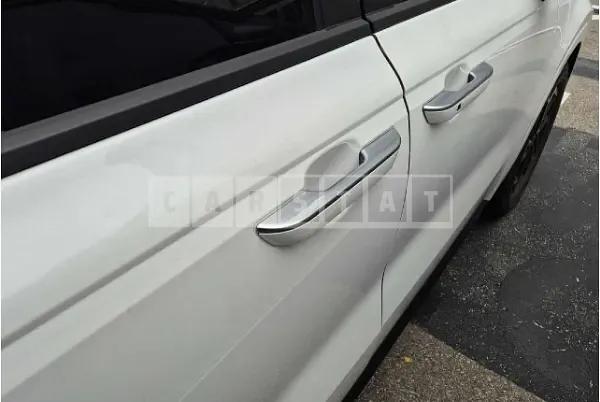 Photo 2 of 22: 2024 Kia Carnival — Korean insurance auction