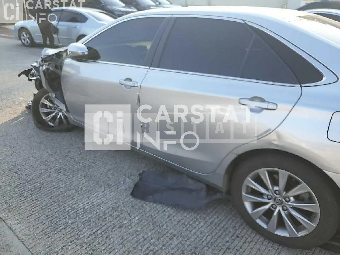 Photo 2 of 5: 2015 Toyota Camry, VIN 4T1BF1FKXFU970876 — Korean insurance auction